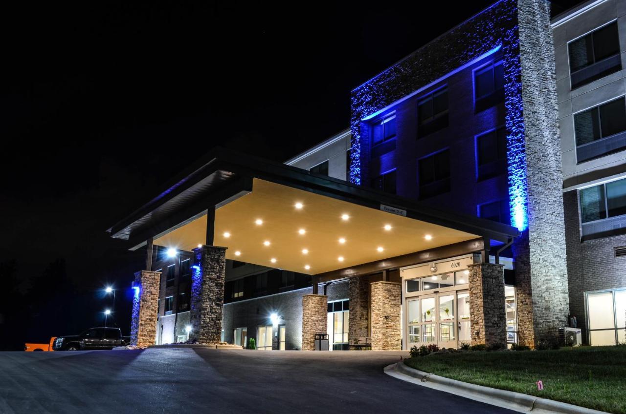 Holiday Inn Express & Suites - Charlotte Ne - University Area By Ihg Exterior photo