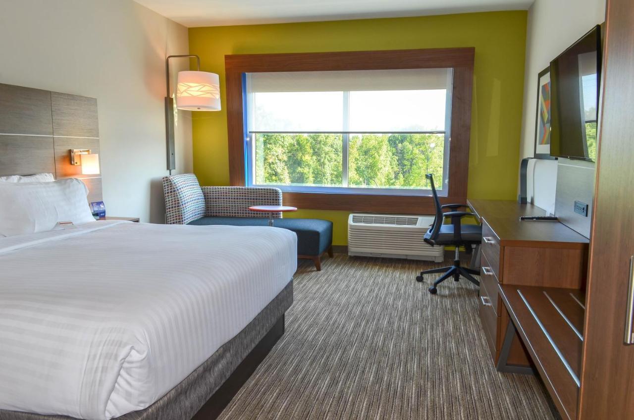 Holiday Inn Express & Suites - Charlotte Ne - University Area By Ihg Exterior photo